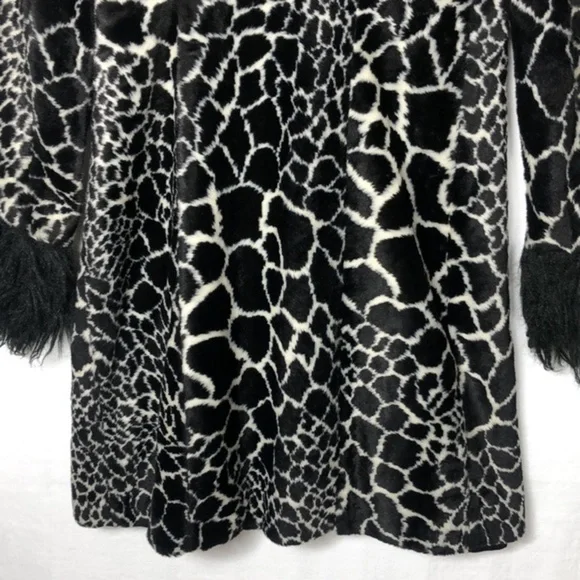 Rare Vintage Betsey Johnson Mongolian Faux Fur Animal Print 90s Y2k Trench Coat - Picture 11 of 16